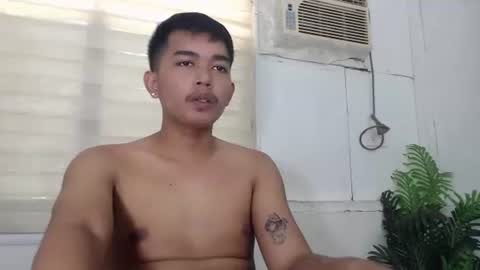 Snapshot of cum_for_u19 chatting on 01-12-26, 04:18 DREI online show from 01-12-26, 04:18