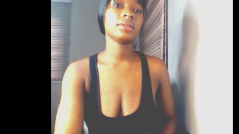 Snapshot of cumebony_petit chatting on 02-09-26, 06:28 cumebony_petit online show from 02-09-26, 06:28