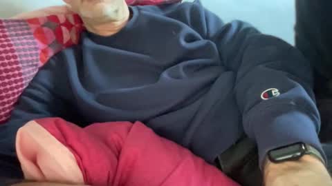 Snapshot of cumminglater chatting on 02-25-26, 12:37 cumminglater online show from 02-25-26, 12:37