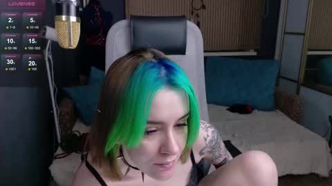 CUMpotikEve online show from 10-27-25, 02:26