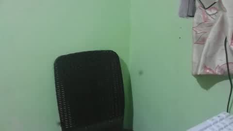 Snapshot of cumwhore4uxox chatting on 11-10-25, 10:03 cumwhore4uxox online show from 11-10-25, 10:03