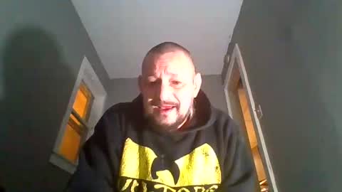 Snapshot of cuntreeboy68 chatting on 12-26-24, 04:53 Bash online show from 12-26-24, 04:53