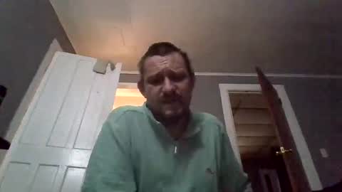 Snapshot of cuntreeboy68 chatting on 02-06-25, 10:37 Bash online show from 02-06-25, 10:37