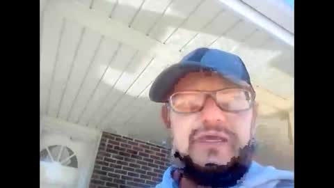 Snapshot of cuntreeboy68 chatting on 10-30-25, 05:13 Bash online show from 10-30-25, 05:13