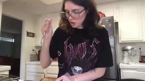 Cupid online show from 11-12-25, 10:41