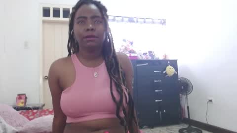 dominic and julieta... independent models online show from 12-01-24, 05:02