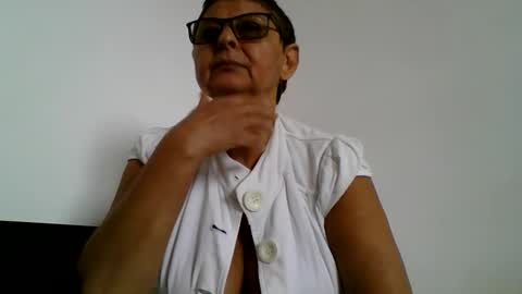 couple online show from 10-01-25, 10:32