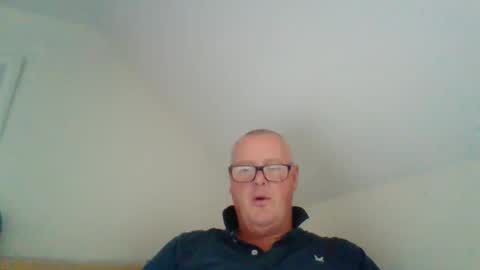 curiousax77 online show from 04-14-26, 09:59