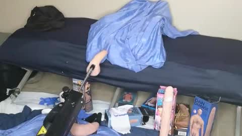 Curiousbisex22 online show from 04-16-26, 12:28