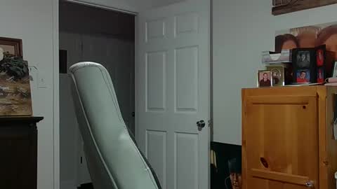 Snapshot of curiouscouple3143 chatting on 01-24-25, 12:52 curious couple online show from 01-24-25, 12:52