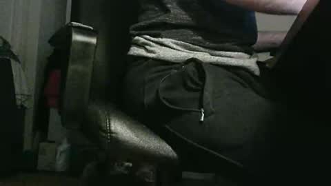 Snapshot of curiousdaddy21 chatting on 03-01-26, 04:25 Curious Dad online show from 03-01-26, 04:25