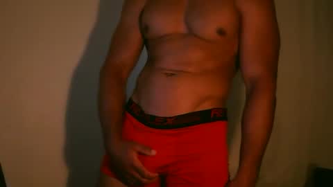 Snapshot of curiously_straight chatting on 04-10-26, 10:36 Tristan online show from 04-10-26, 10:36