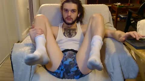 Snapshot of curiouss25 chatting on 12-14-25, 08:20 curiouss25 online show from 12-14-25, 08:20