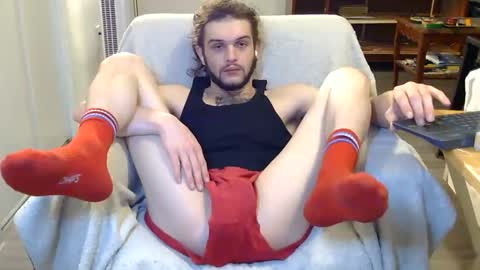 Snapshot of curiouss25 chatting on 12-15-25, 06:45 curiouss25 online show from 12-15-25, 06:45