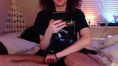 curly fries online show from 03-20-26, 07:13