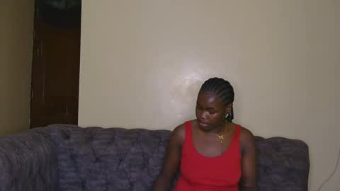 Snapshot of curvyebony1 chatting on 02-04-25, 03:33 curtis online show from 02-04-25, 03:33