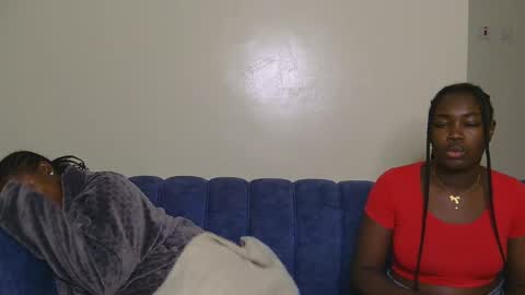 Snapshot of curvyebony1 chatting on 03-12-25, 03:13 curtis online show from 03-12-25, 03:13