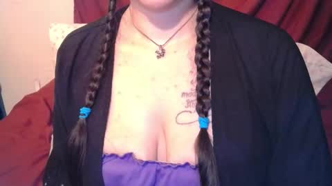 Snapshot of curvygamerceline chatting on 10-14-25, 03:18 Celine Fawe online show from 10-14-25, 03:18