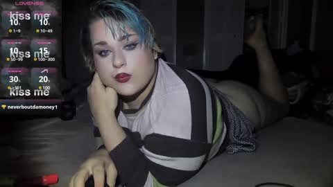 Curvygothfemboy online show from 02-04-25, 05:21