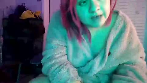 Snapshot of curvylucifinaxxx chatting on 12-07-24, 06:54 Lucifina ganja kittens online show from 12-07-24, 06:54