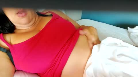Snapshot of curvymomy69 chatting on 09-13-25, 03:23 Milfmomma online show from 09-13-25, 03:23