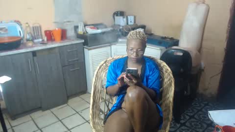 curvypear76x online show from 12-07-24, 06:59