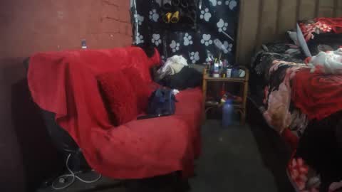 Snapshot of curvypear76x chatting on 11-24-25, 09:31 curvypear76x online show from 11-24-25, 09:31