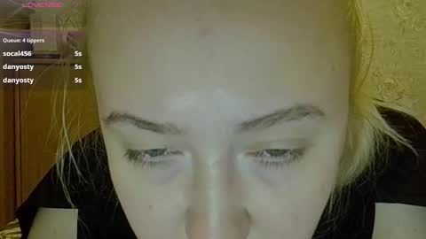 Snapshot of curvywild_lady30 chatting on 02-14-26, 04:59 Curvy online show from 02-14-26, 04:59