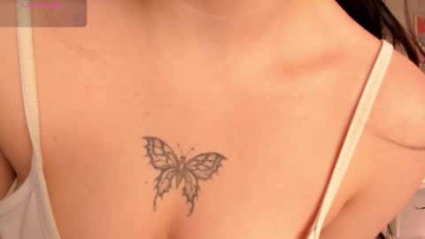 Amber  online show from 10-20-25, 09:37