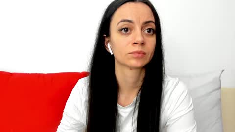 cute_angel95 online show from 01-24-25, 09:37
