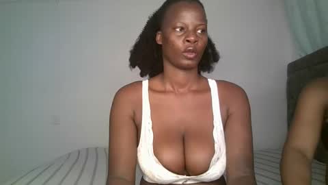 Snapshot of cute_daniellah chatting on 02-06-25, 02:00 Danillah online show from 02-06-25, 02:00