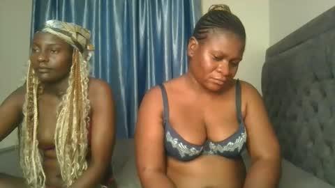 Snapshot of cute_daniellah chatting on 09-12-25, 02:11 Danillah online show from 09-12-25, 02:11
