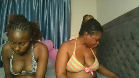 Snapshot of cute_daniellah chatting on 09-22-25, 12:45 Danillah online show from 09-22-25, 12:45