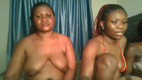 Snapshot of cute_daniellah chatting on 10-18-25, 11:16 Danillah online show from 10-18-25, 11:16