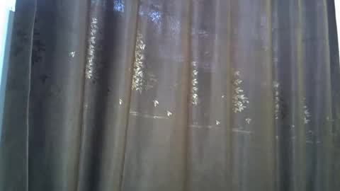 Snapshot of cute_emmy1 chatting on 10-23-25, 09:30 cute_emmy1 online show from 10-23-25, 09:30