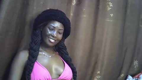 Snapshot of cute_emmy1 chatting on 11-06-25, 12:28 cute_emmy1 online show from 11-06-25, 12:28