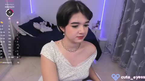 Snapshot of cute_eyess chatting on 10-01-25, 08:26 Cute online show from 10-01-25, 08:26