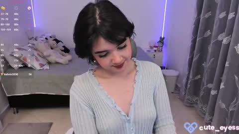 Cute online show from 11-28-25, 10:45