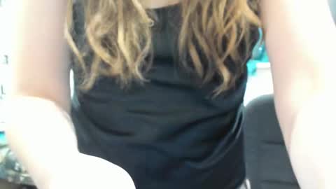 cute_kate0 online show from 01-14-26, 12:00