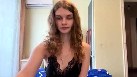 cute_kitte online show from 11-29-25, 11:13