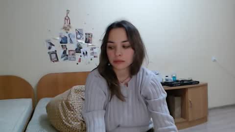 labubu D online show from 11-22-25, 07:57