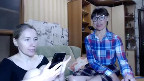 cute_lion_ online show from 12-08-24, 02:52