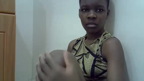 Snapshot of cute_marion chatting on 01-22-25, 11:23 cute_marion online show from 01-22-25, 11:23