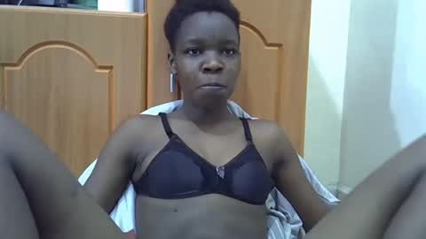 Snapshot of cute_marion chatting on 02-03-25, 07:00 cute_marion online show from 02-03-25, 07:00