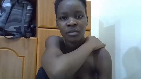 Snapshot of cute_marion chatting on 02-05-25, 12:17 cute_marion online show from 02-05-25, 12:17