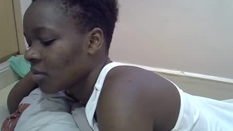 Snapshot of cute_marion chatting on 02-11-25, 02:02 cute_marion online show from 02-11-25, 02:02
