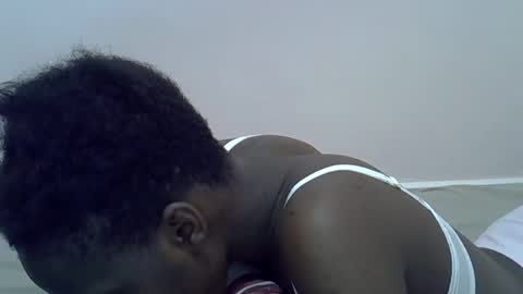 Snapshot of cute_marion chatting on 02-14-25, 05:09 cute_marion online show from 02-14-25, 05:09