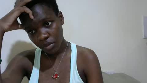 Snapshot of cute_marion chatting on 09-20-25, 08:26 cute_marion online show from 09-20-25, 08:26
