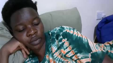 Snapshot of cute_marion chatting on 10-14-25, 07:14 cute_marion online show from 10-14-25, 07:14
