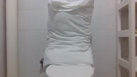 tiff flavian online show from 10-17-25, 07:49